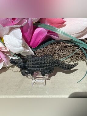 Gold Sheen Obsidian Alligator